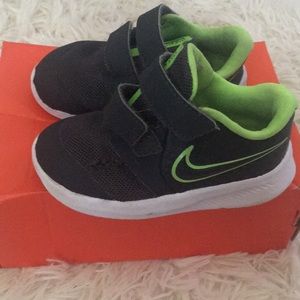 Nike toddler 6c